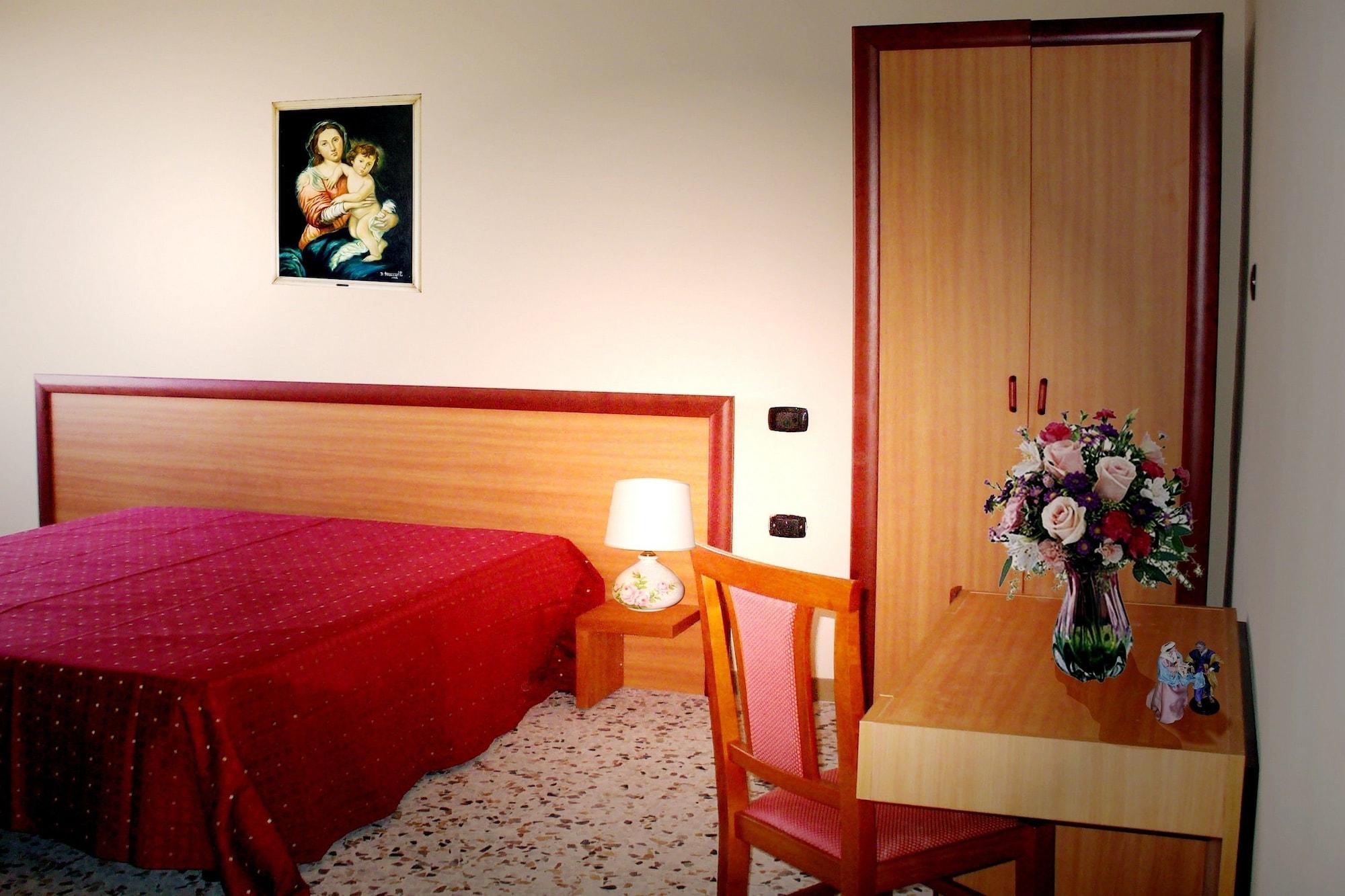 Hotel La Casa Del Pellegrino SantʼAnastasia